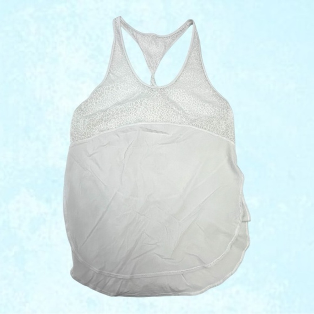 Women’s 4 Lululemon Twist & Train Tank White Small